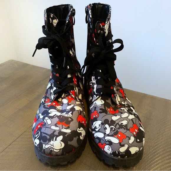 EUC worn 1x Disney Mickey combat boots women’s sz 9 runs small - Picture 3 of 9